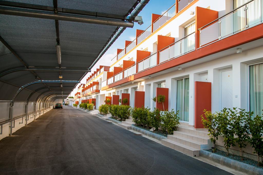 New Day Apartments Paphos Kültér fotó