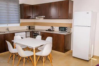 New Day Apartments Paphos Kültér fotó